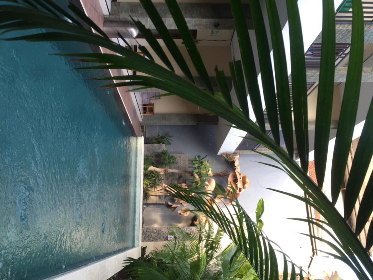 Kubu Kenak Seminyak (Bali)